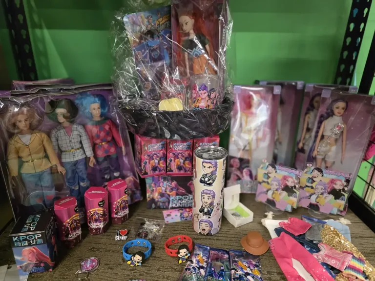 Music and K-pop-inspired collectibles and gifts at Glowing Creations